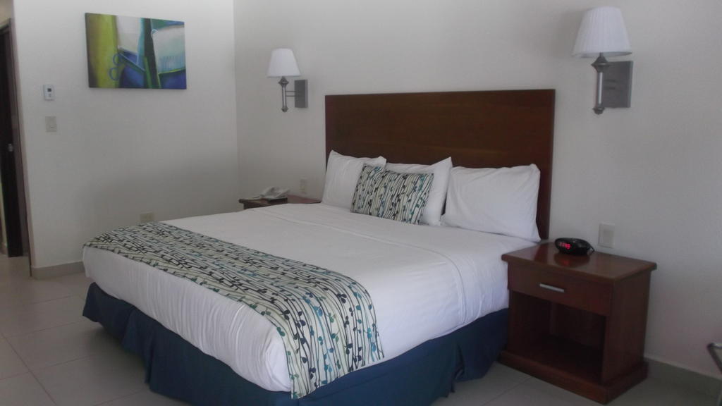 Booye Hotel Navojoa Room photo